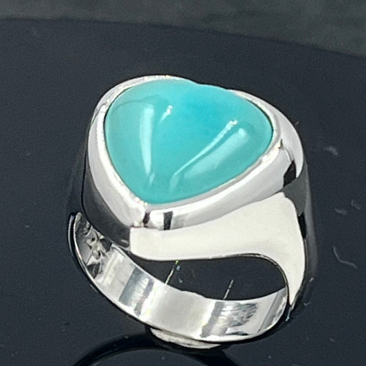 Heart Turquoise Sterling Silver Ring: Arizona Cabochon