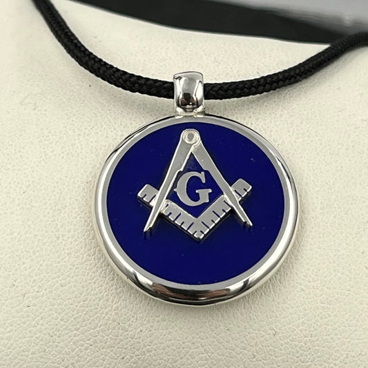 Collar Masónico, Escuadra y Compás Chapado en Oro (Esmalte Azul, Varias Longitudes)