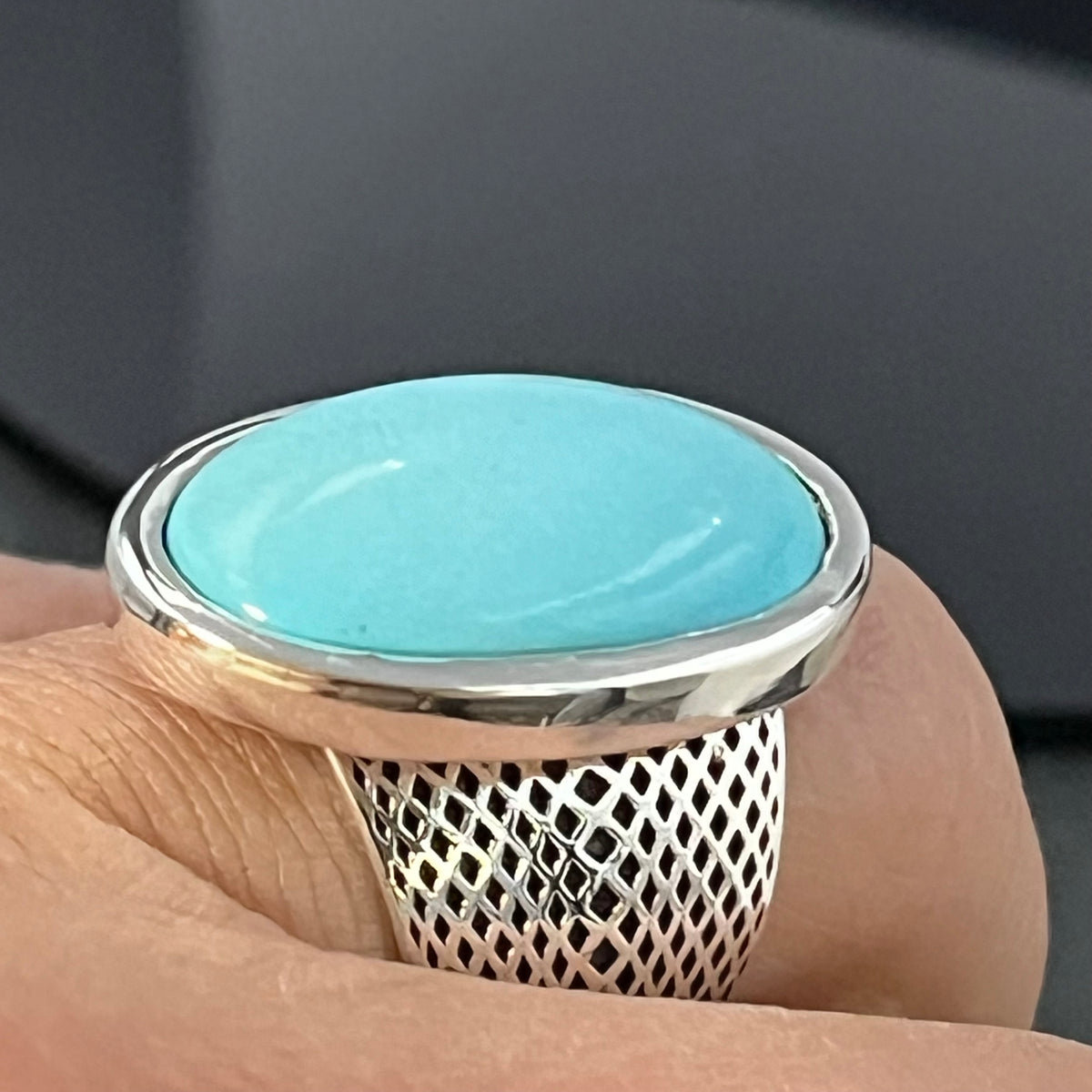 Anillo grande de turquesa: piedra ovalada natural de Arizona, plata de ley
