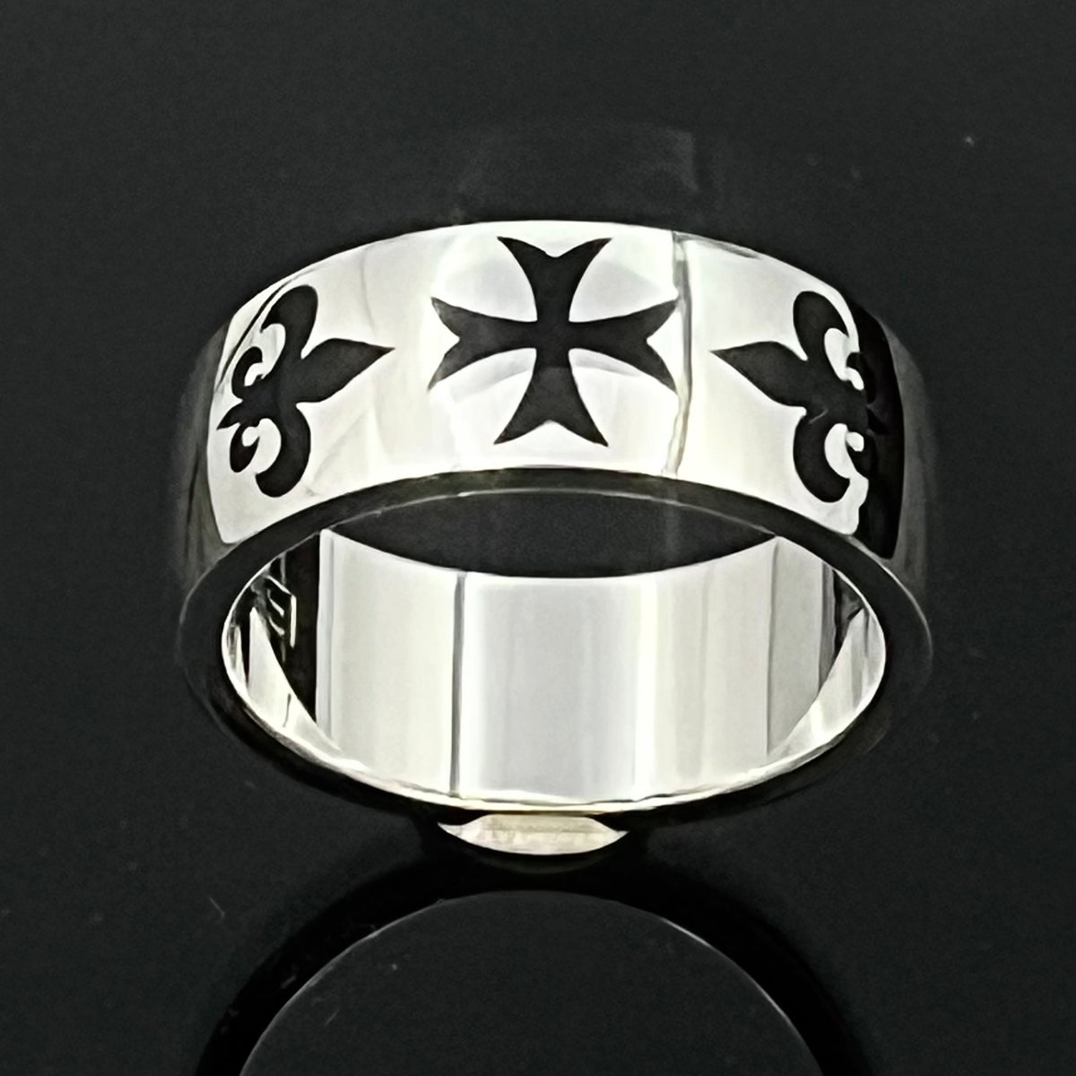 Templerkreuz-Ring: Sterlingsilber Cercelée-Kreuz, Fleur-de-Lis