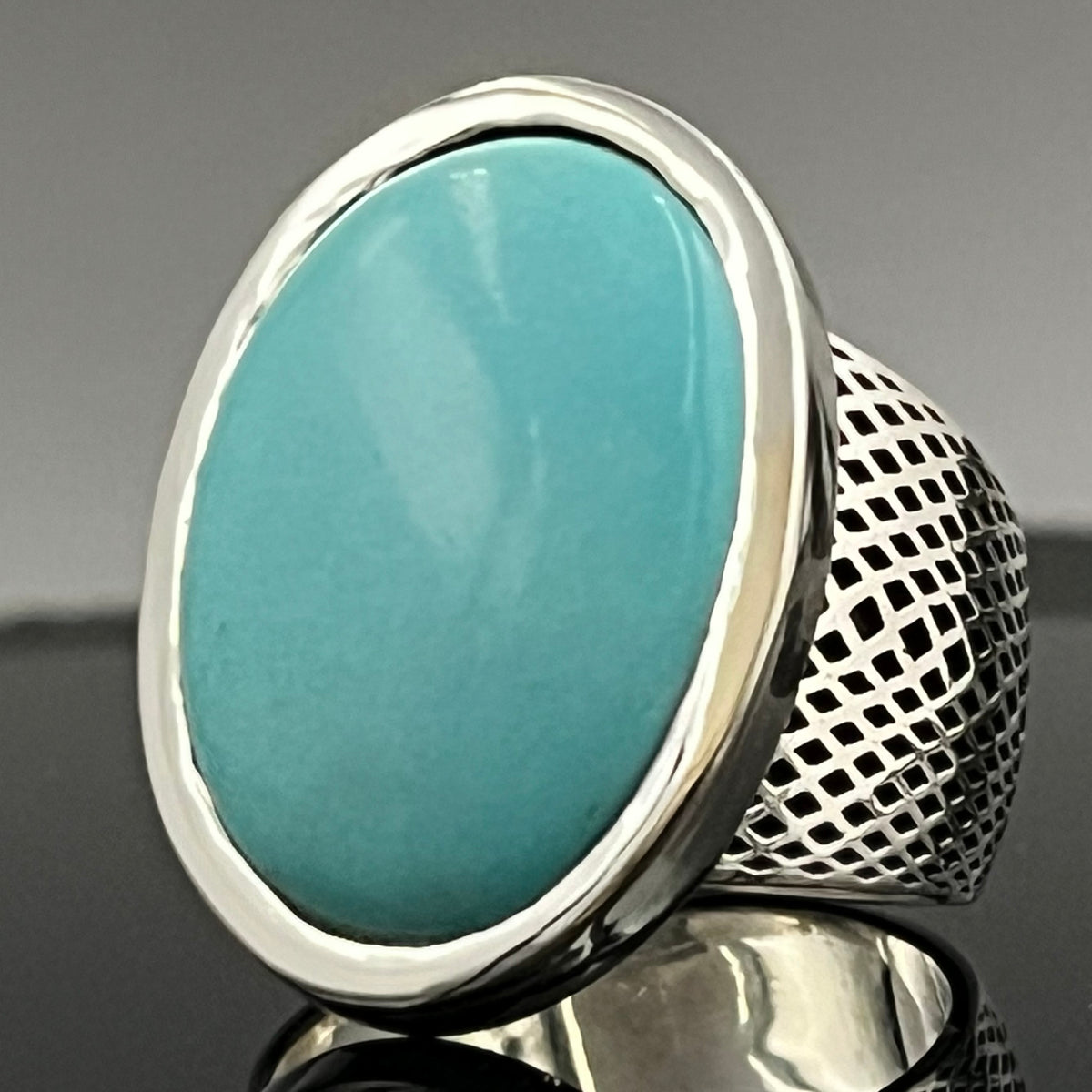 Anillo grande de turquesa: piedra ovalada natural de Arizona, plata de ley