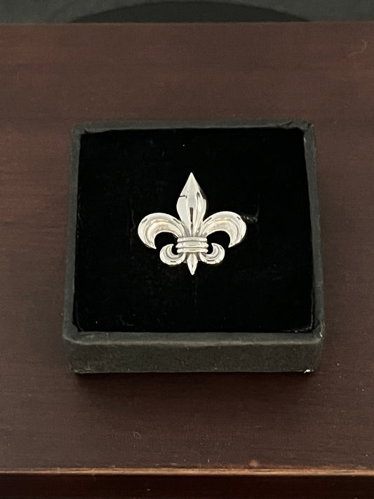 Pin de solapa Flor de lis de plata de ley: masónico, estilo medieval, accesorio de caballero