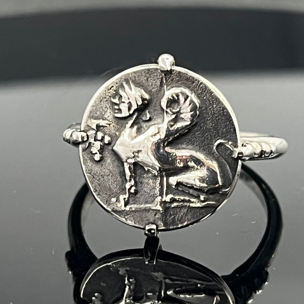 Anillo sello de la Esfinge: Joyería de la mitología griega (Plata de ley, moneda de Chios).