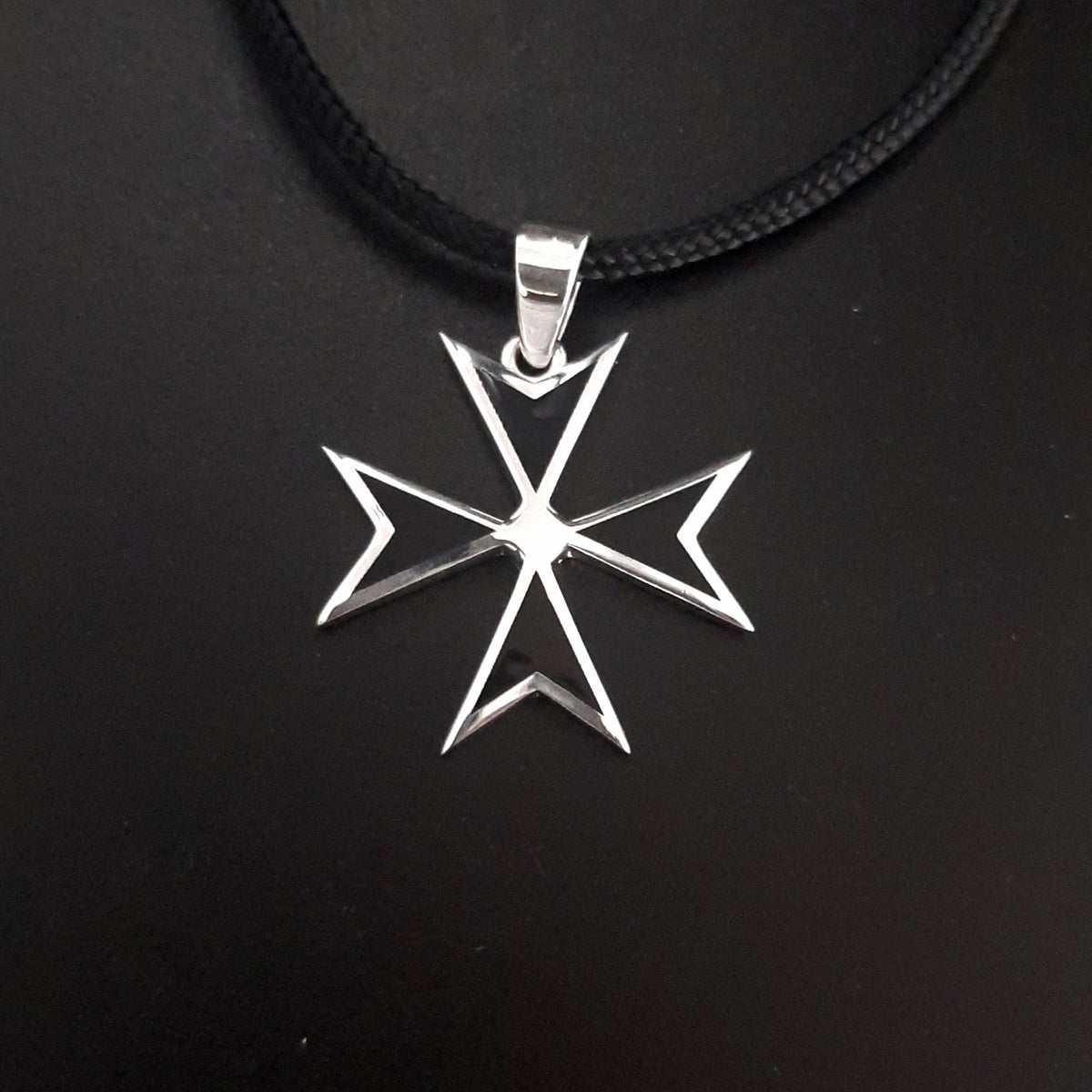 Templar Cross Pendant - Black Enamel on Sterling Silver