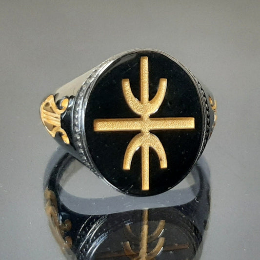 Delphic Epsilon Signet Ring: K18 Gold-Plated Sterling Silver — 4