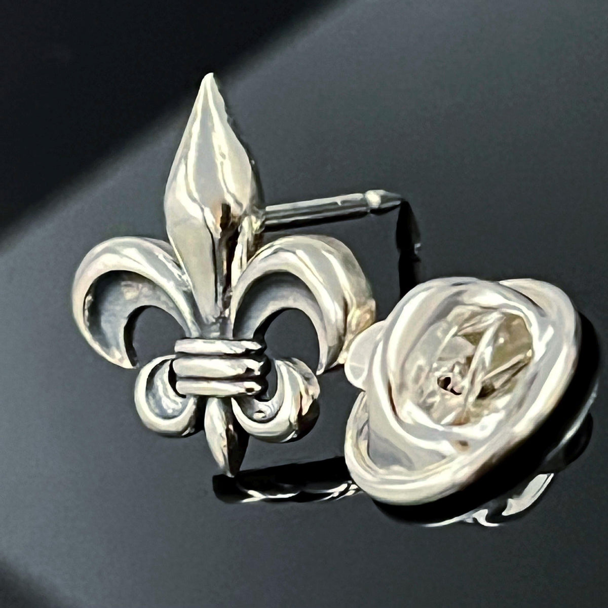 Sterling Silver Fleur de Lis Lapel Pin: Masonic, Medieval Style, Knight's accessory — 2