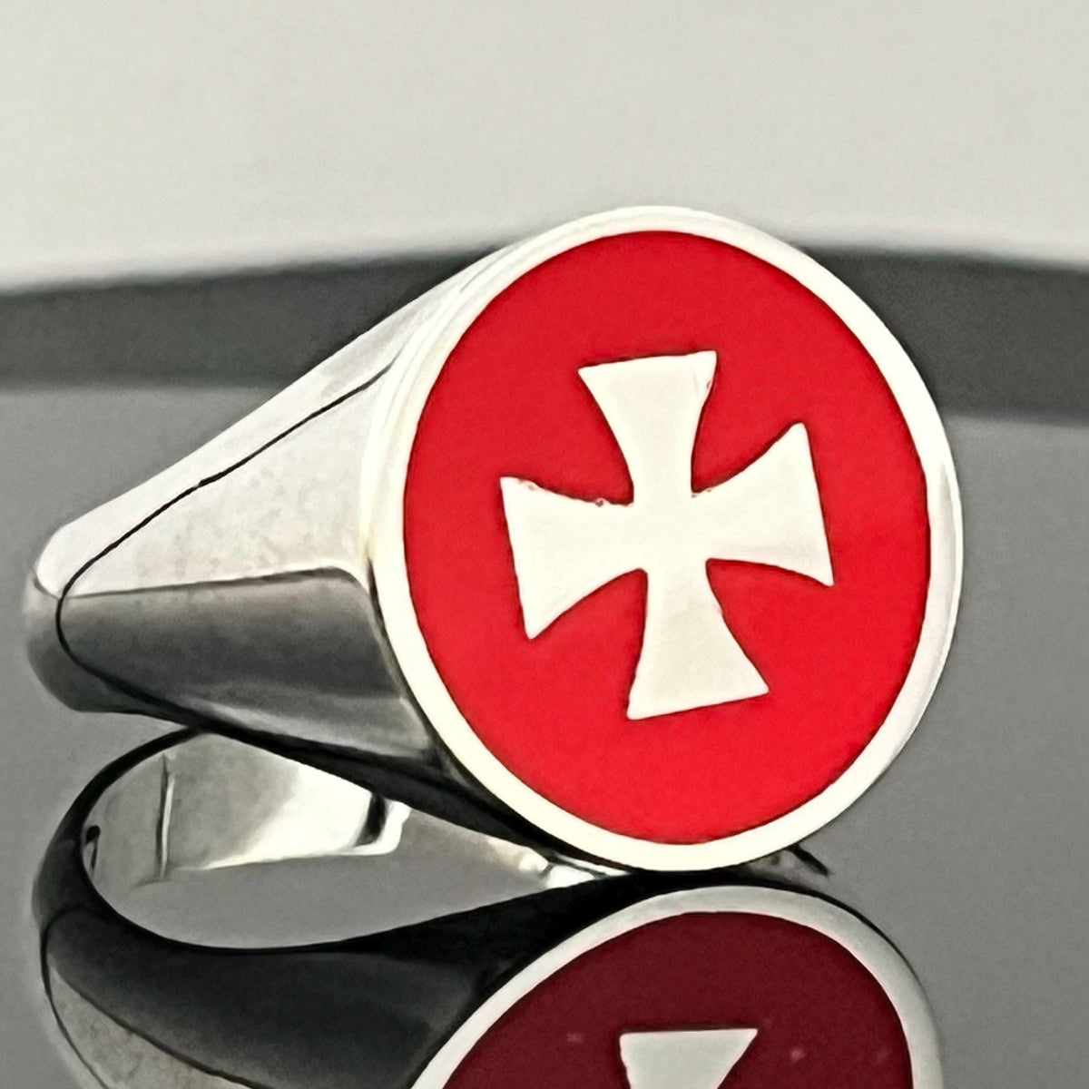 Maltese Templar Cross Ring: Sterling Silver, Red Enamel, Solid Chevalier. — 4