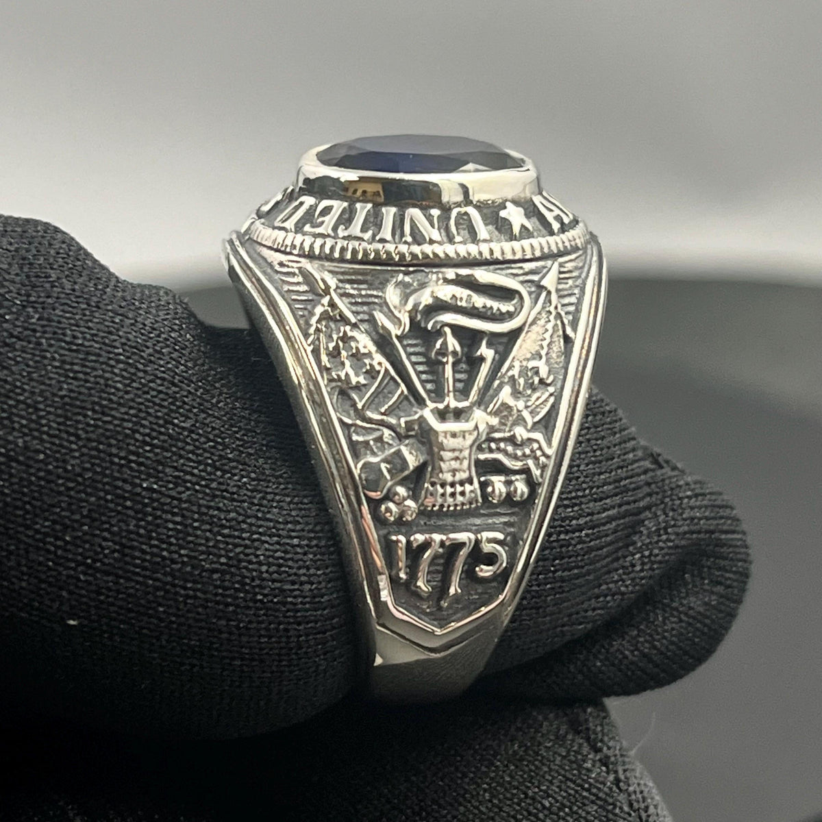Sterling Silver US Army Ring: Dark Blue Spinel, WWII Veteran Gift, Militaria — 8