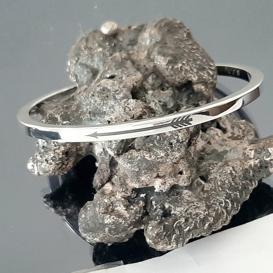 Sterling Silver Arrow Cuff Bangle: Minimalist Geometric Design — 2