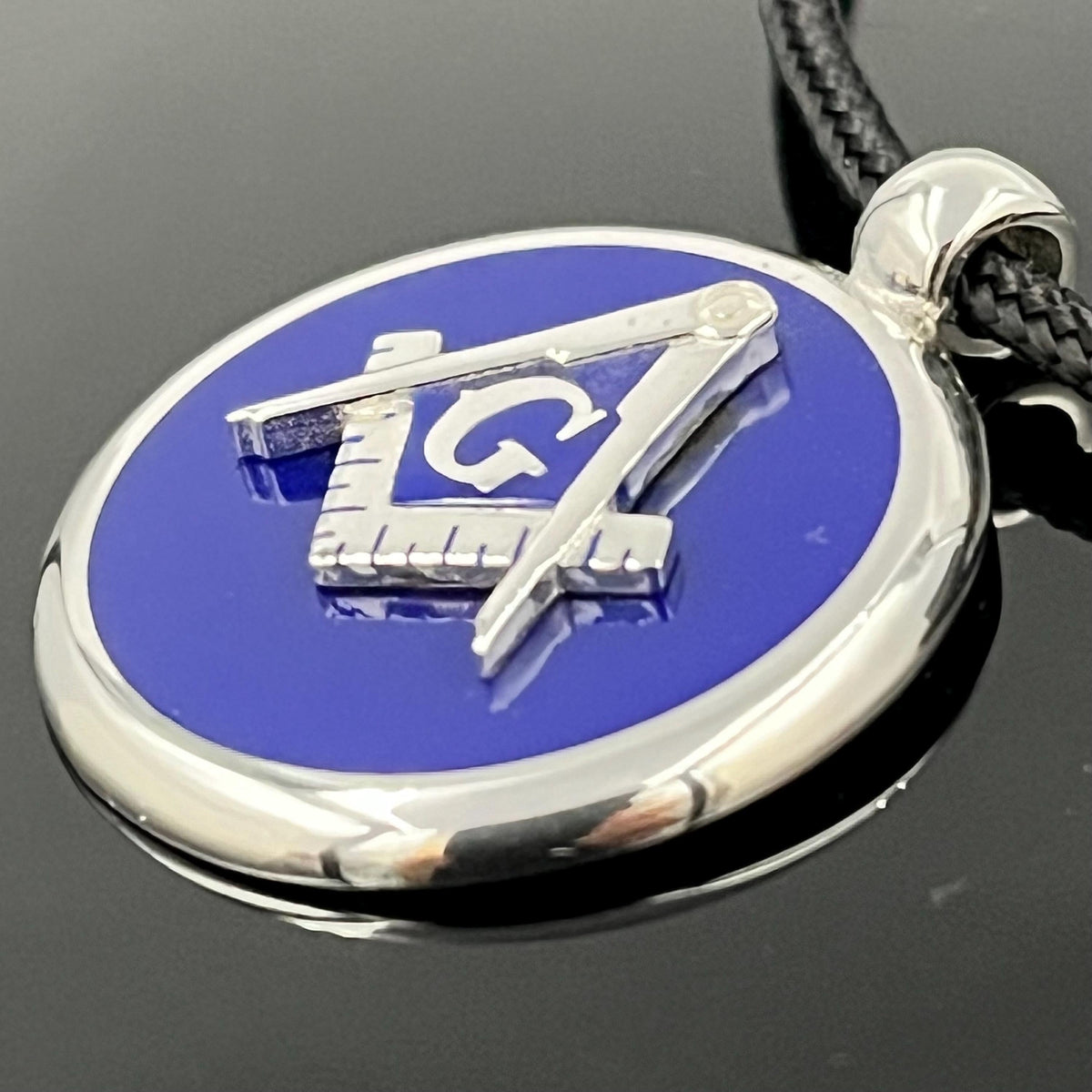 Scottish Rite Masonic Pendant - Blue Silver Compass Necklace